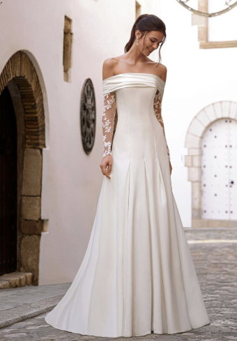 Love by Enzoani Style #Florenza #0 default Ivory thumbnail