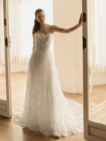 Elysee by Enzoani Style #Hilina #0 default Ivory thumbnail