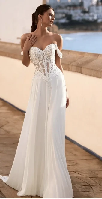 Love by Enzoani Style #Felinna #0 default Ivory thumbnail